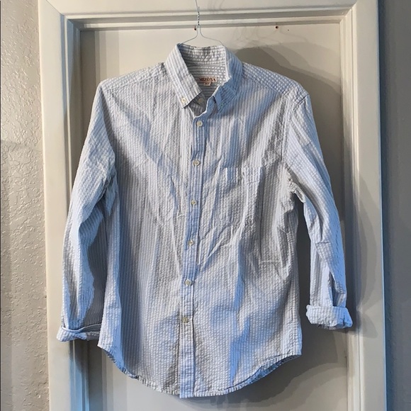 2 casual button downs - Picture 1 of 4